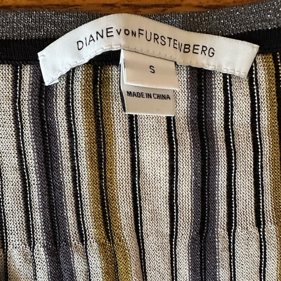 Diane vonFurstenberg Metallic Knit Top - Picture 3 of 6